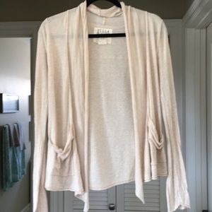 Billabong cream sweater
